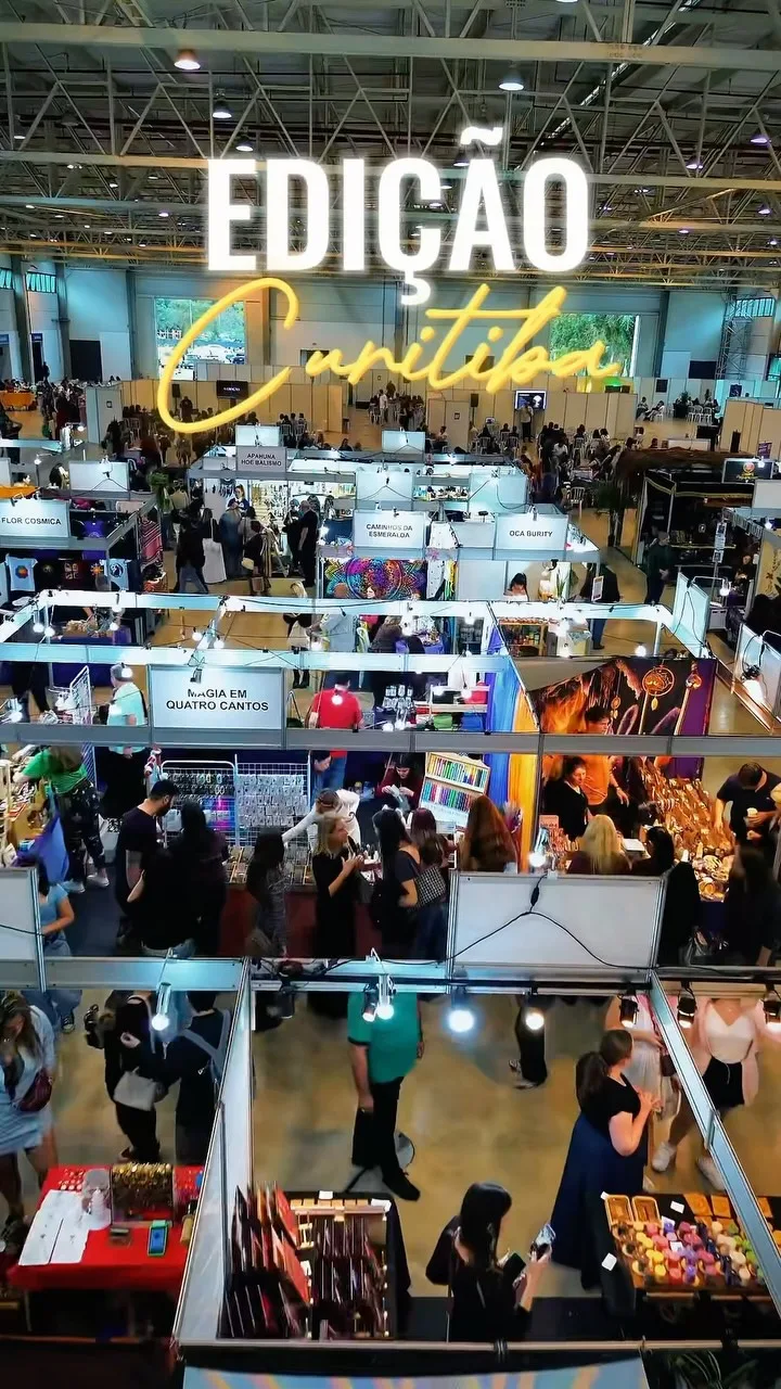 Corredores lotados da Mystic Fair Brasil em Curitiba